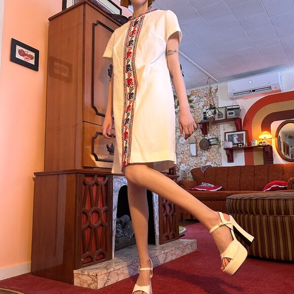 1960s MOD amy adams knits 60s mod embrodiered stripe hippie white dress! - Picture 4 of 16